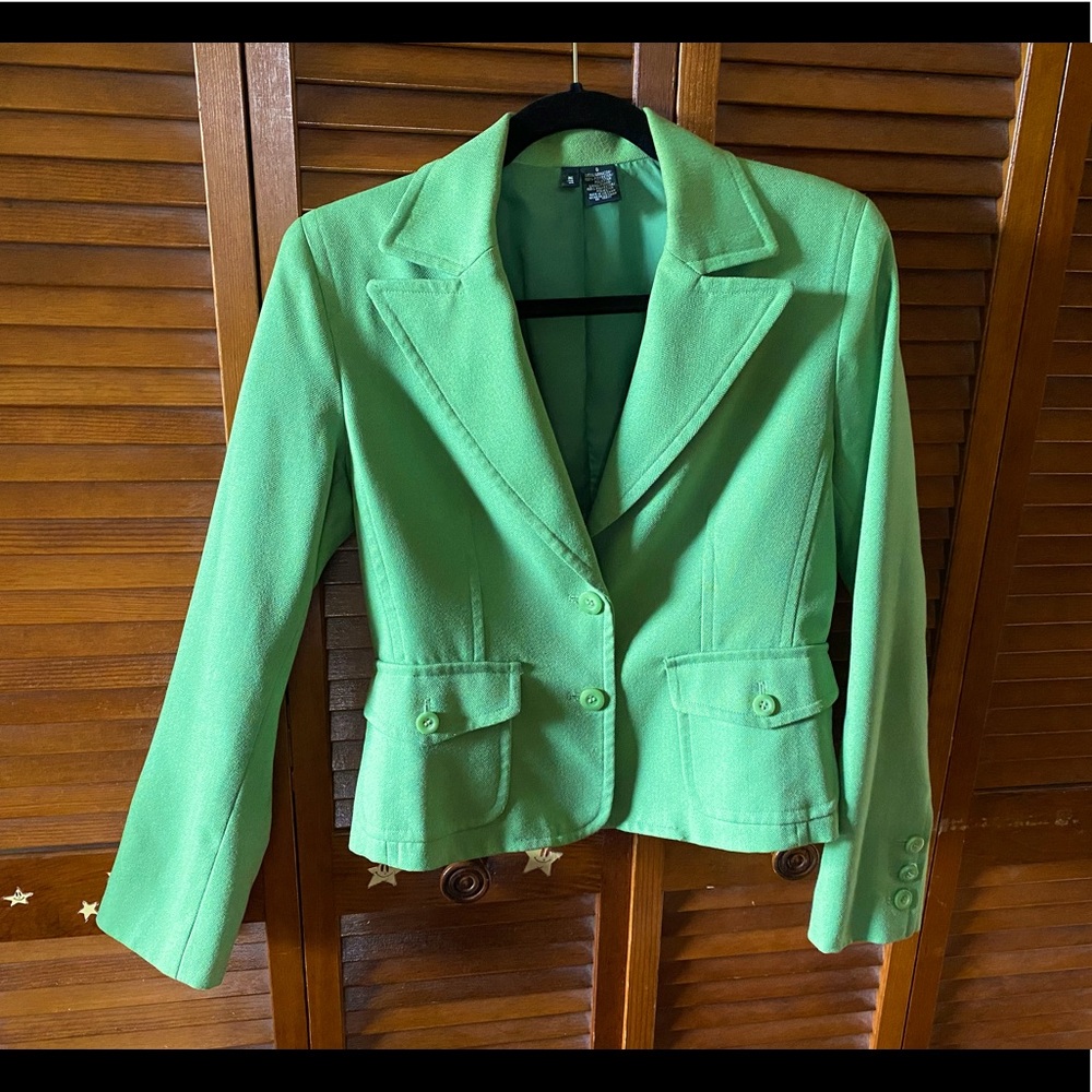 Green work jacket size 8